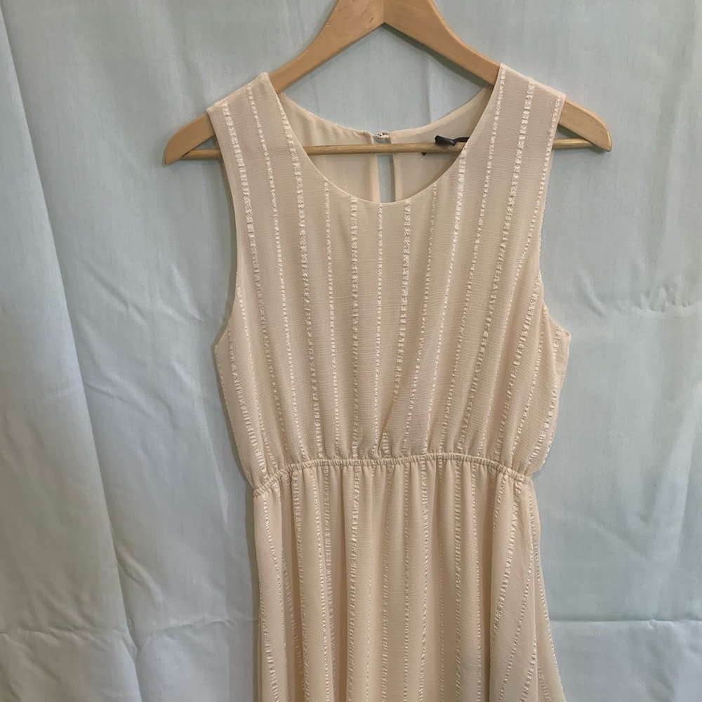 Forever 21 cream size medium mini dress